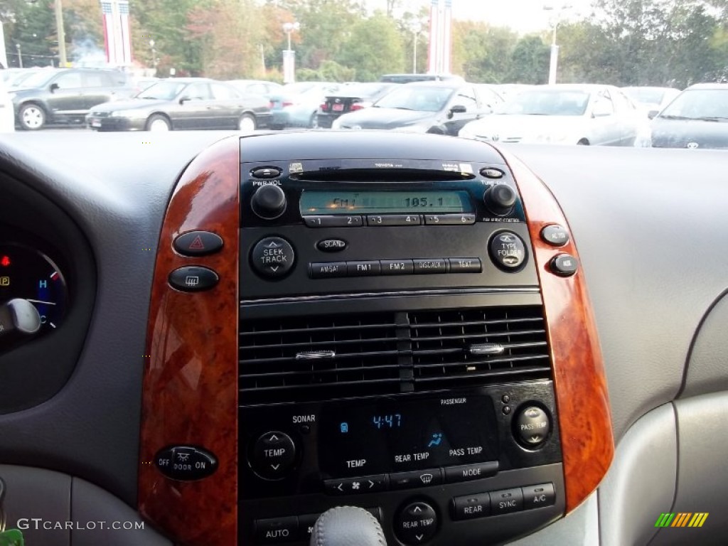 2009 Toyota Sienna XLE Controls Photo #55426002