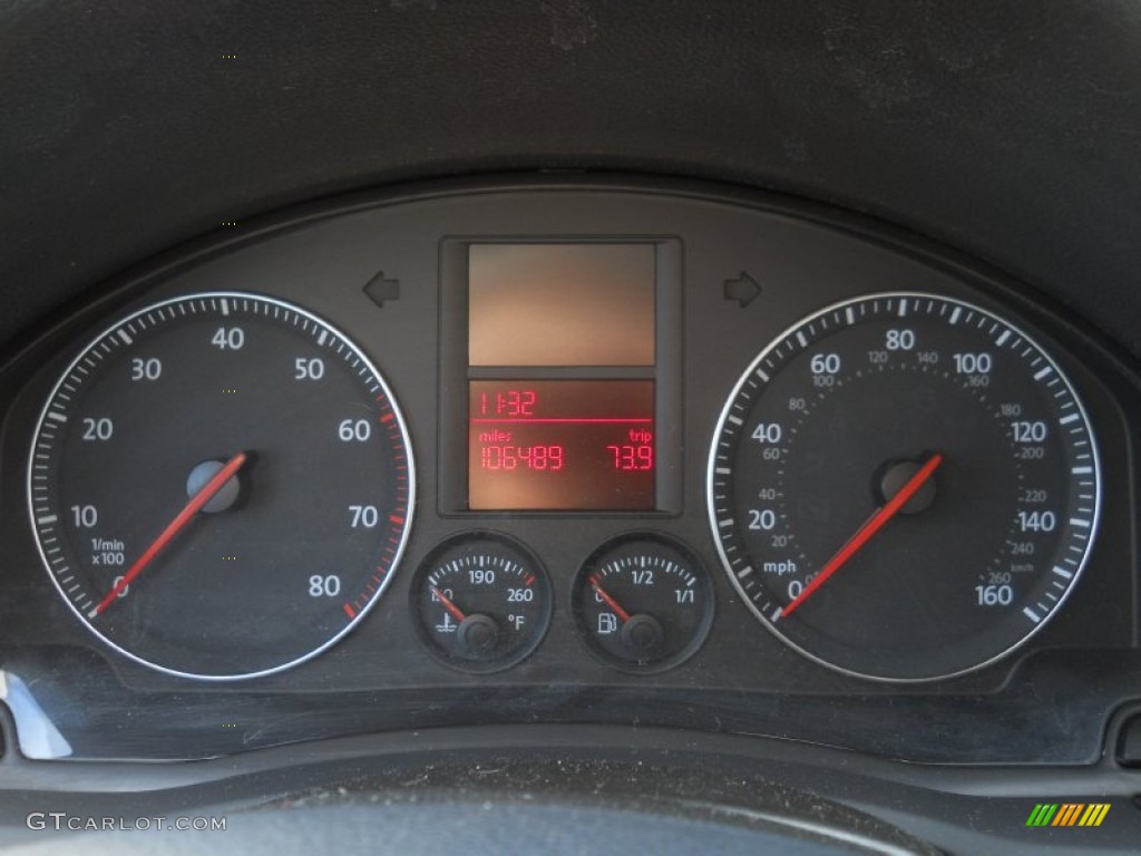 2006 Volkswagen Jetta 2.5 Sedan Gauges Photo #55426495