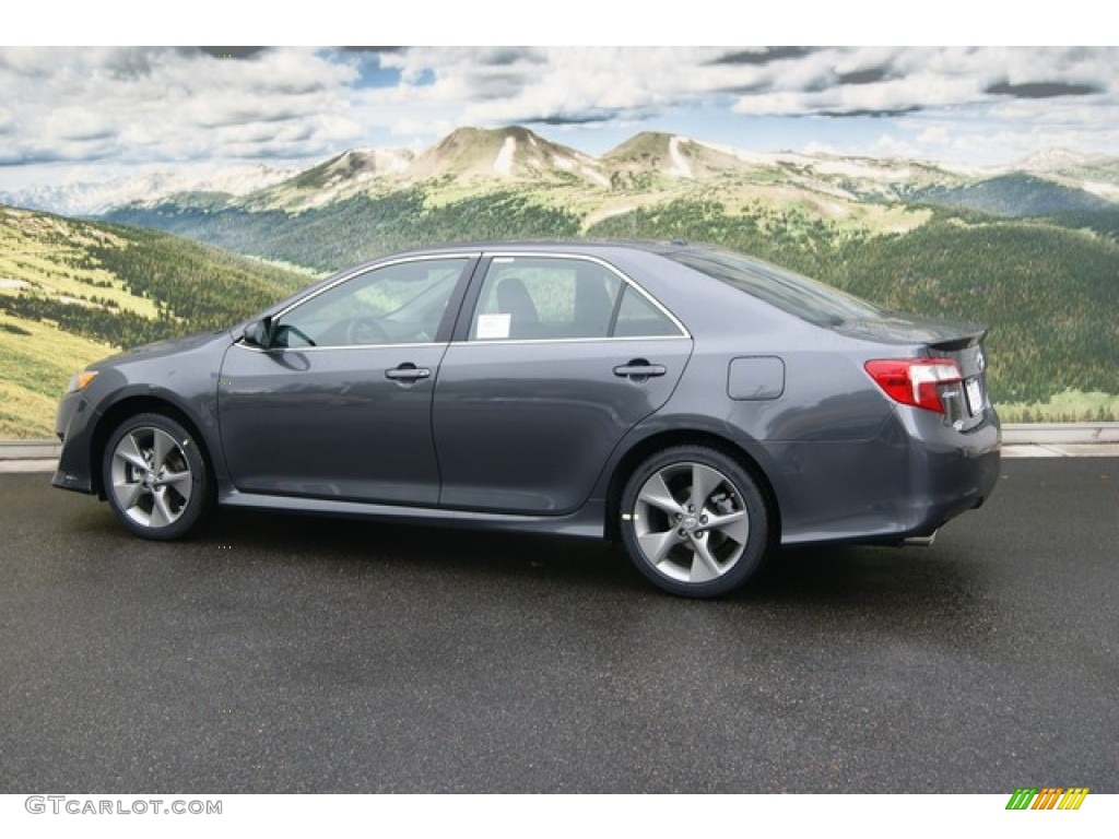 2012 Camry SE V6 - Magnetic Gray Metallic / Black photo #3