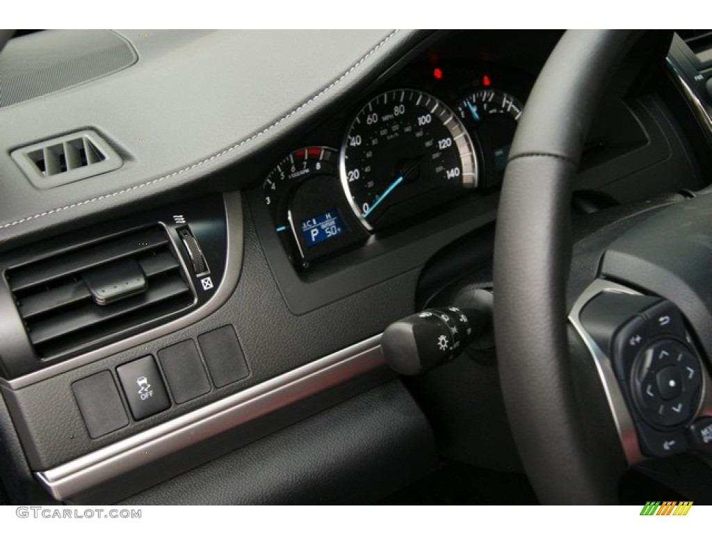 2012 Camry SE V6 - Magnetic Gray Metallic / Black photo #12