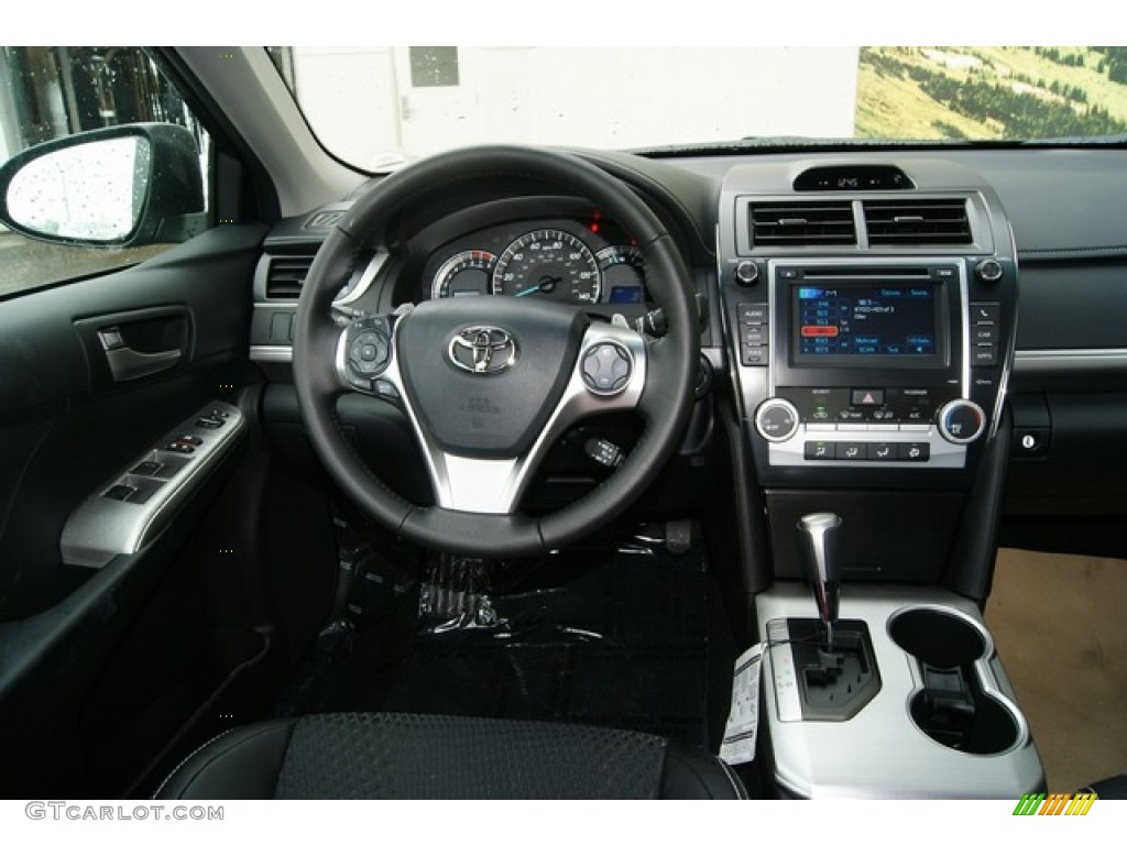 2012 Camry SE V6 - Magnetic Gray Metallic / Black photo #13
