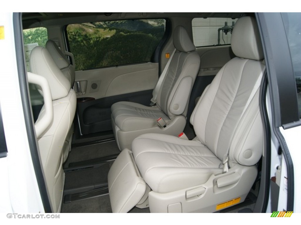 Bisque Interior 2012 Toyota Sienna XLE AWD Photo #55427907