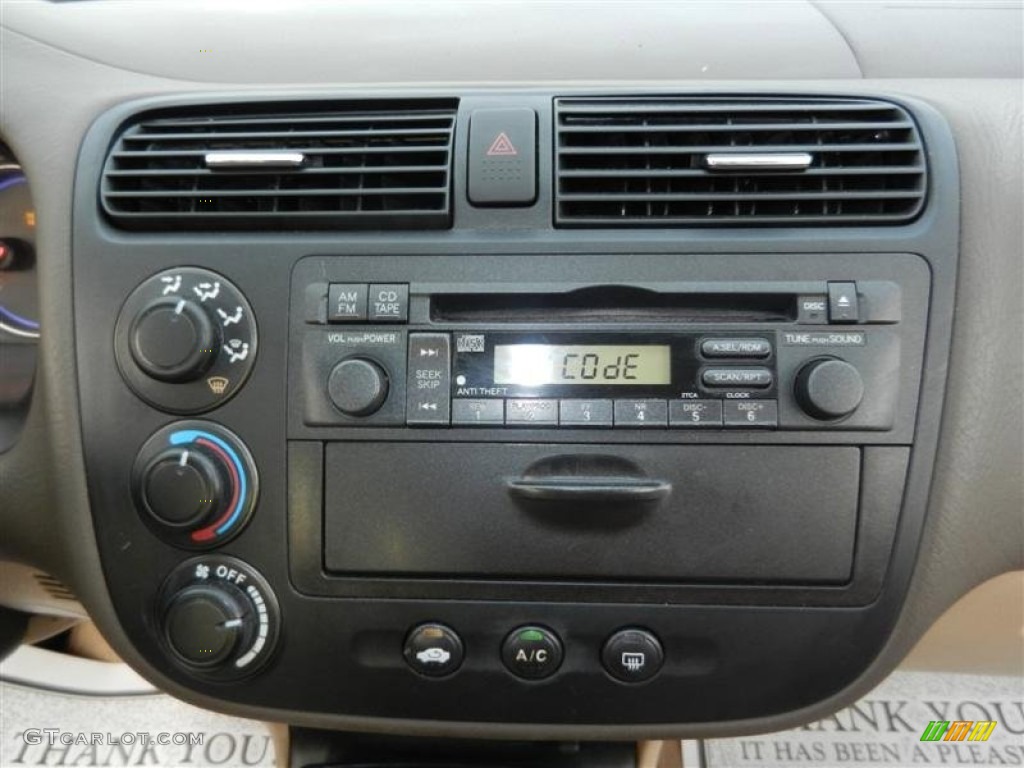 2005 Honda Civic LX Sedan Audio System Photo #55428996