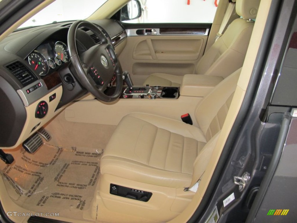 Pure Beige Interior 2008 Volkswagen Touareg 2 V8 Photo #55429983