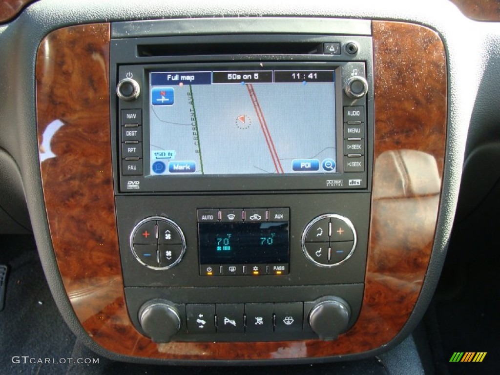 2007 Chevrolet Tahoe LTZ 4x4 Navigation Photos