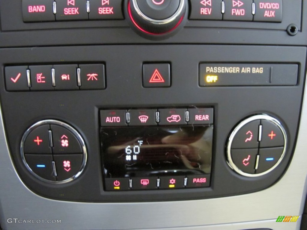 2012 GMC Acadia SLT Controls Photo #55432213