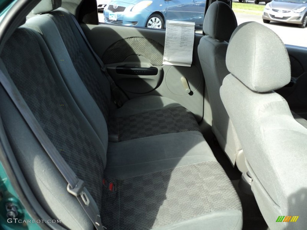 2004 Aveo Special Value Sedan - Modern Green / Gray photo #22
