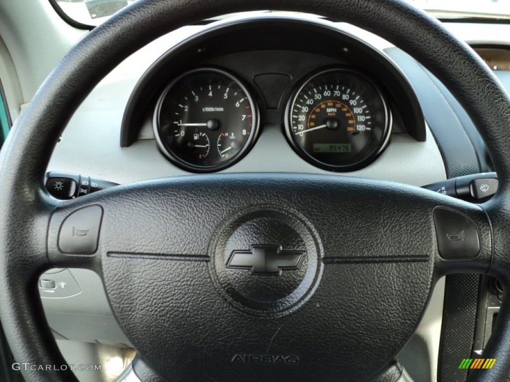 2004 Chevrolet Aveo Special Value Sedan Steering Wheel Photos