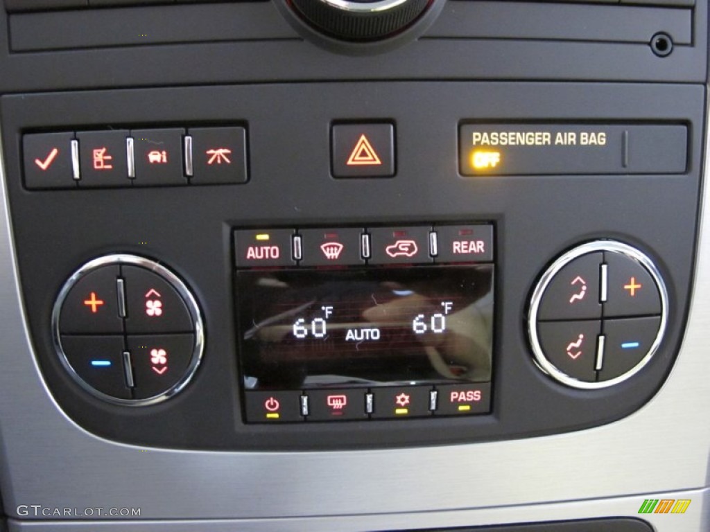 2012 GMC Acadia SLT Controls Photo #55432968