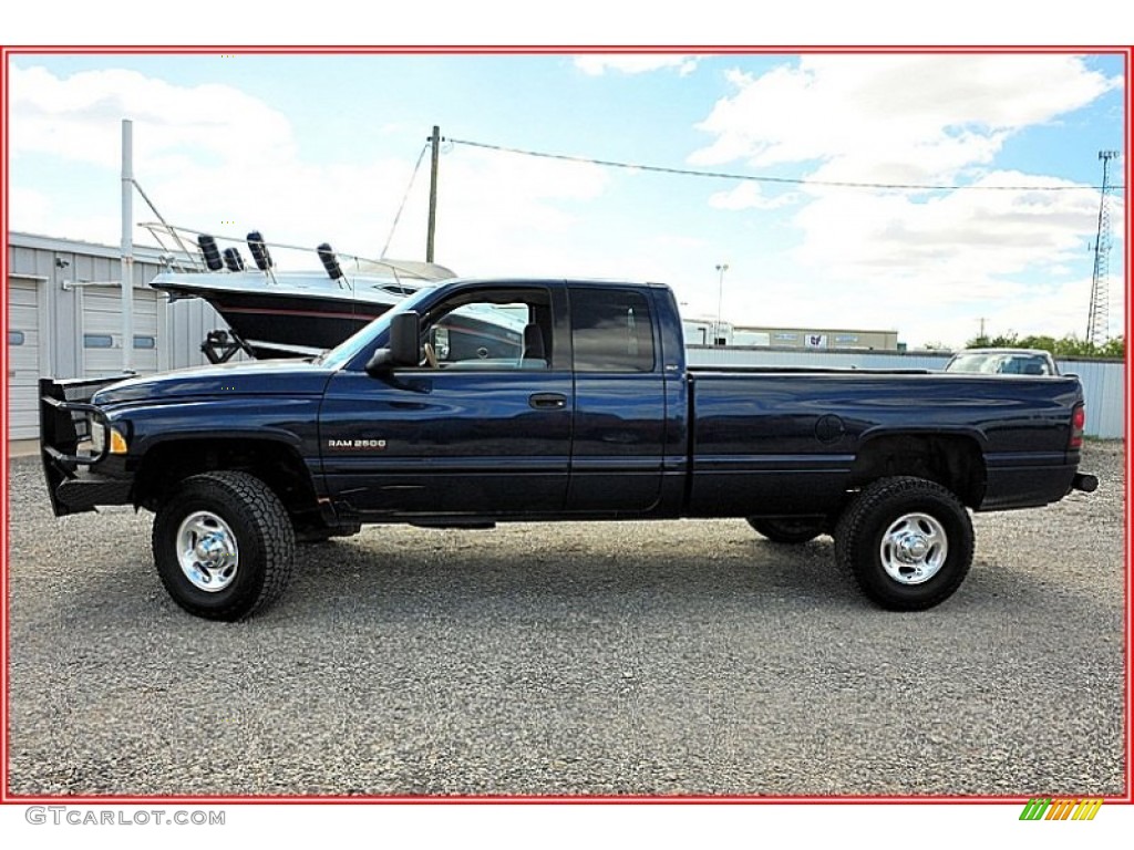 2001 Ram 2500 ST Quad Cab 4x4 - Patriot Blue Pearl / Agate photo #2