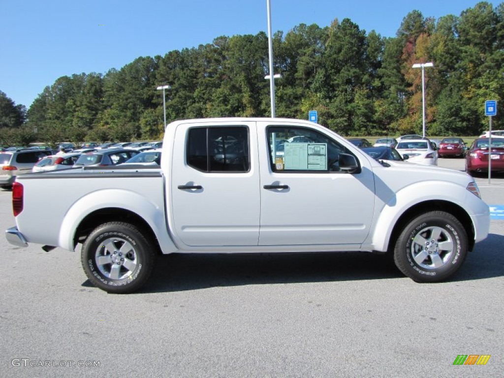 Avalanche White 2012 Nissan Frontier SV Crew Cab Exterior Photo #55435287