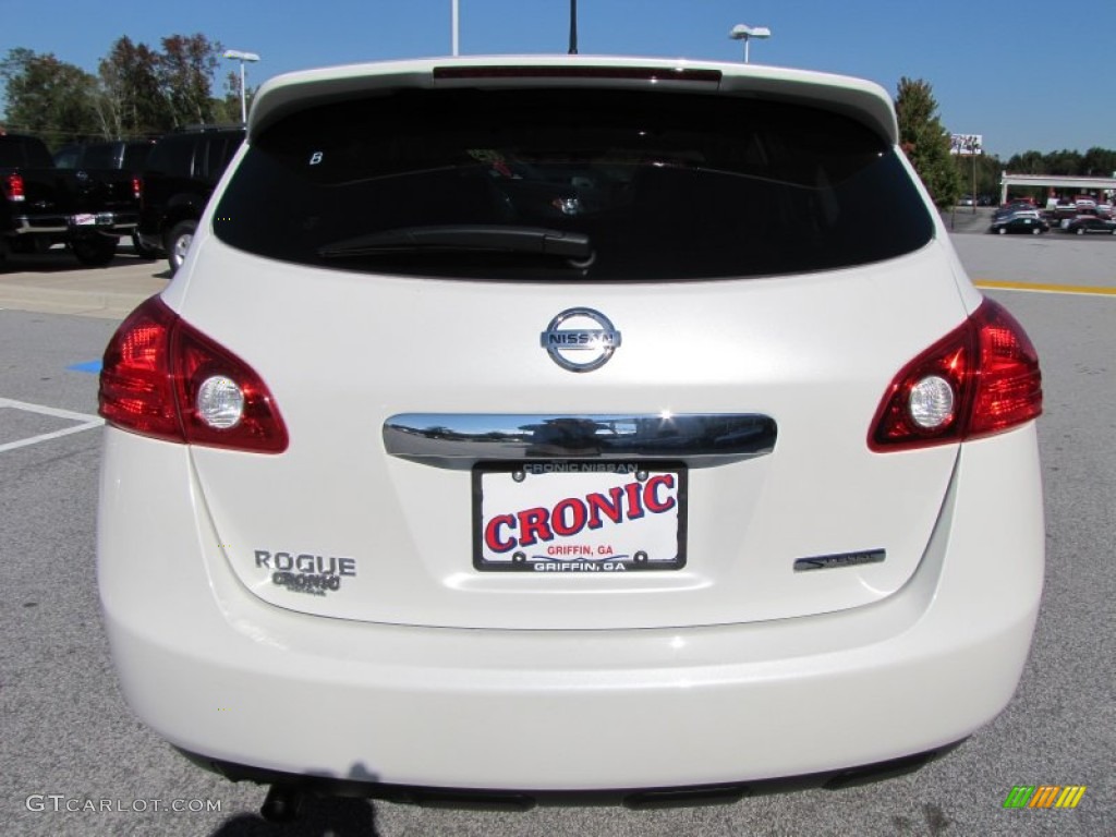 2012 Rogue S Special Edition - Pearl White / Gray photo #4