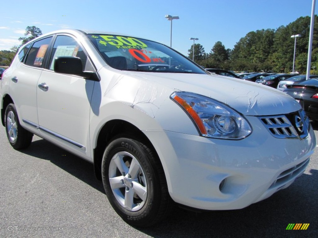 2012 Rogue S Special Edition - Pearl White / Gray photo #7