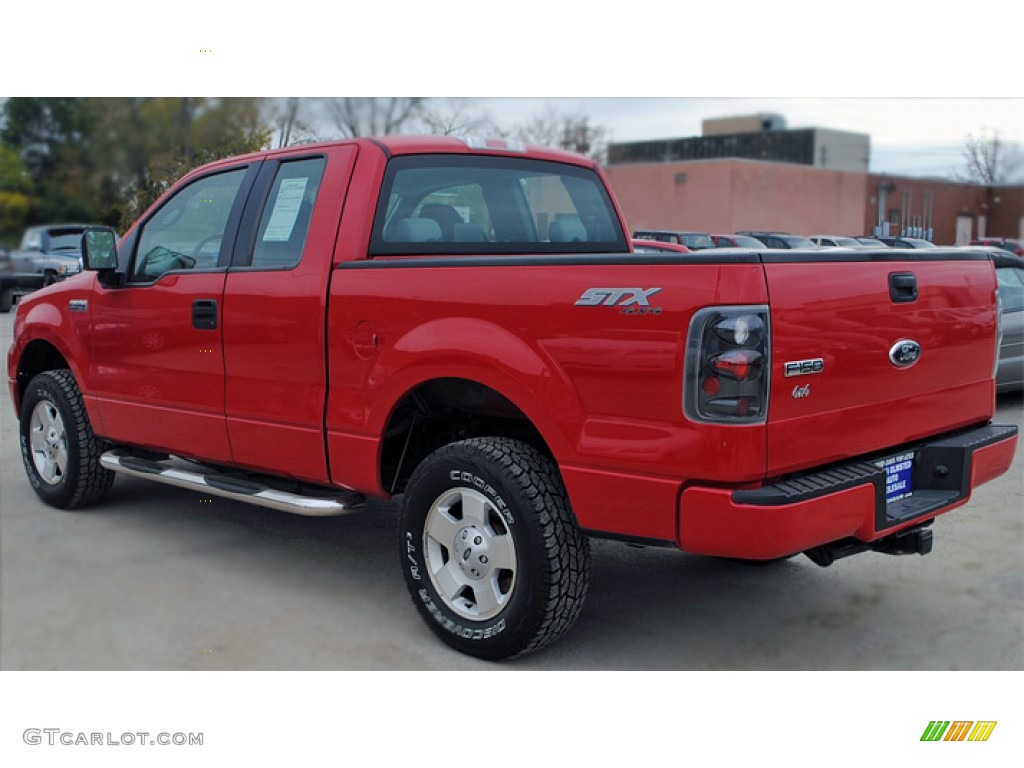 2006 F150 STX SuperCab 4x4 - Bright Red / Medium/Dark Flint photo #5