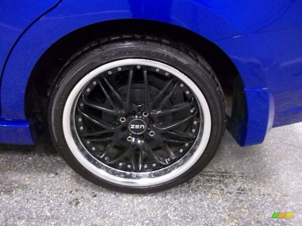 2010 Nissan Sentra 2.0 SR Custom Wheels Photos