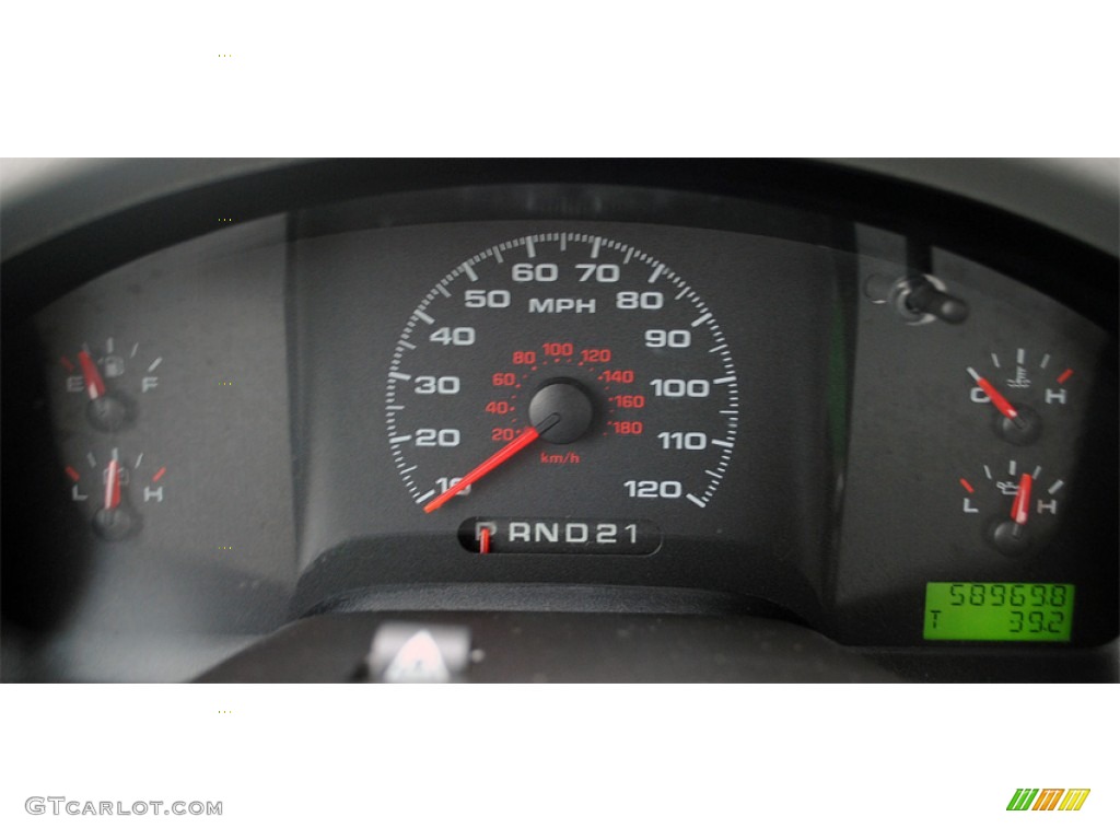 2006 F150 STX SuperCab 4x4 - Bright Red / Medium/Dark Flint photo #18