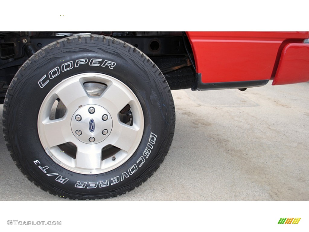 2006 F150 STX SuperCab 4x4 - Bright Red / Medium/Dark Flint photo #23