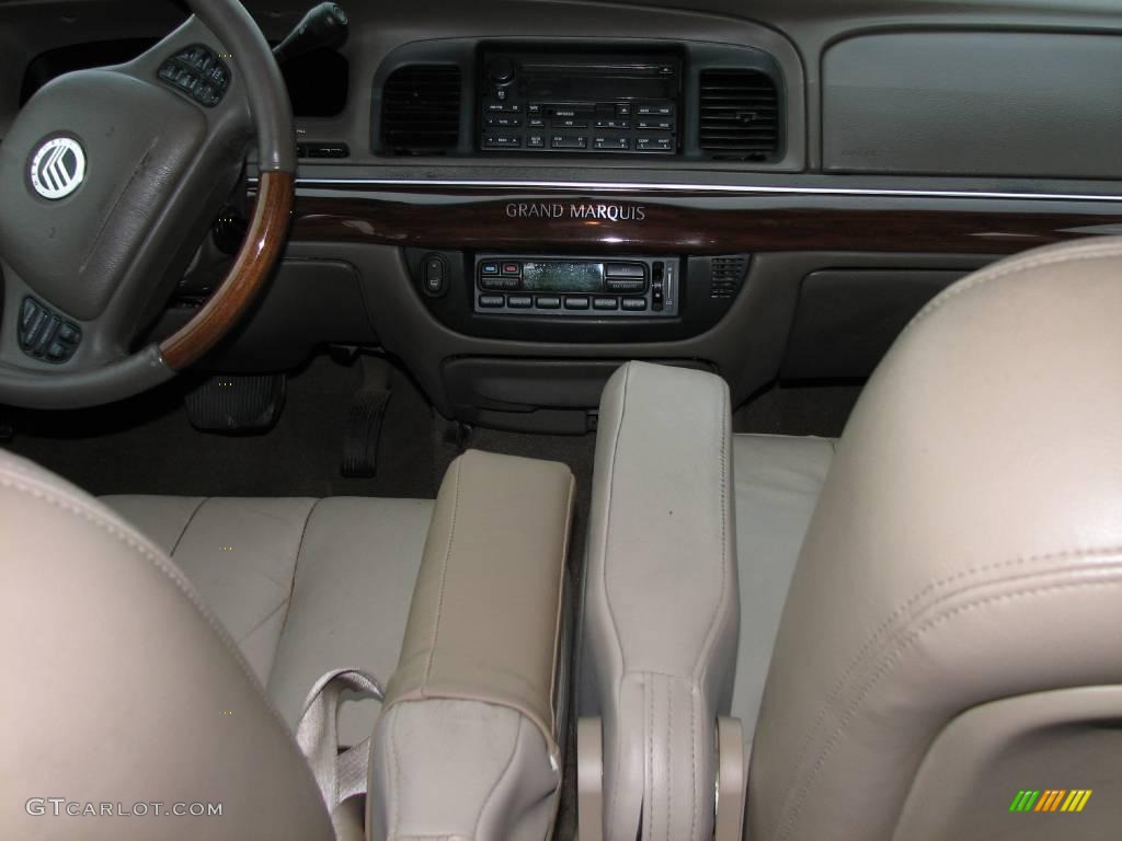 2003 Grand Marquis LS - Gold Ash Metallic / Medium Parchment photo #12