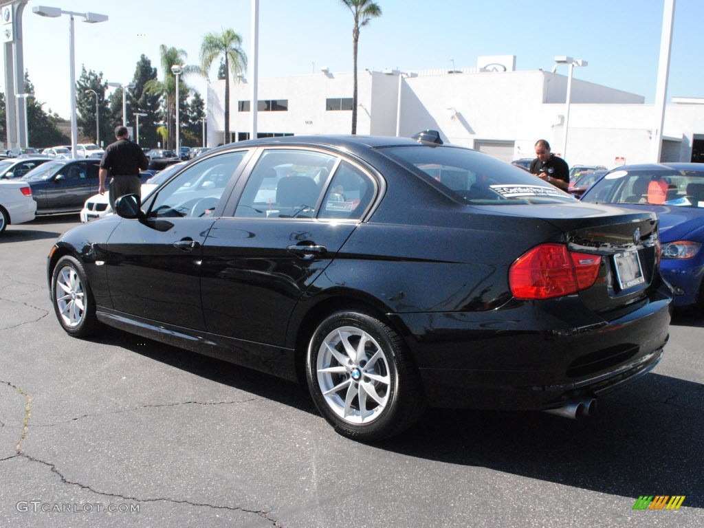 2010 3 Series 328i Sedan - Jet Black / Black photo #10