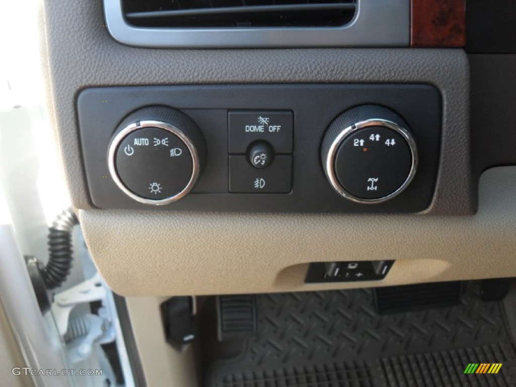 2012 Chevrolet Silverado 3500HD LTZ Crew Cab 4x4 Dually Controls Photo #55441236