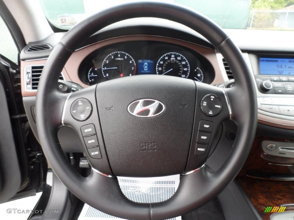 2009 Hyundai Genesis 3.8 Sedan Steering Wheel Photos