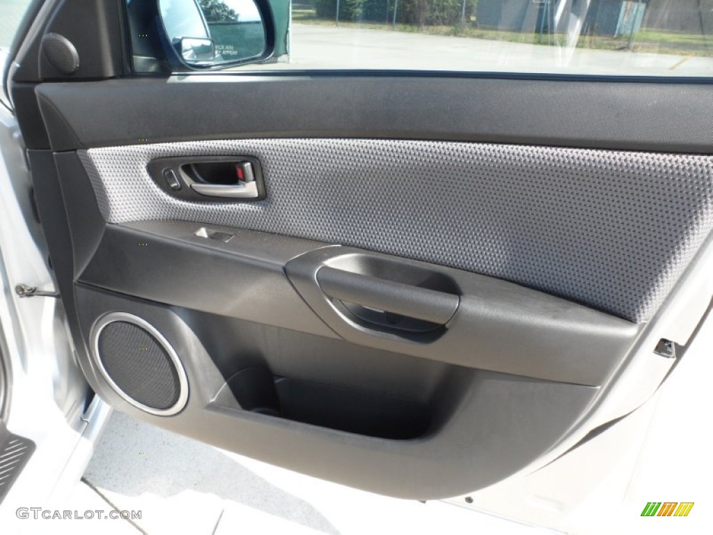 2007 Mazda MAZDA3 s Sport Hatchback Door Panel Photos