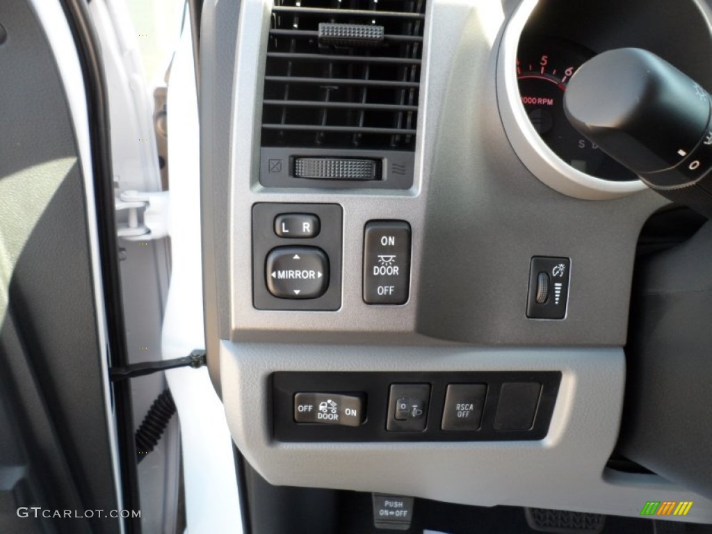 2012 Toyota Tundra SR5 TRD CrewMax 4x4 Controls Photos