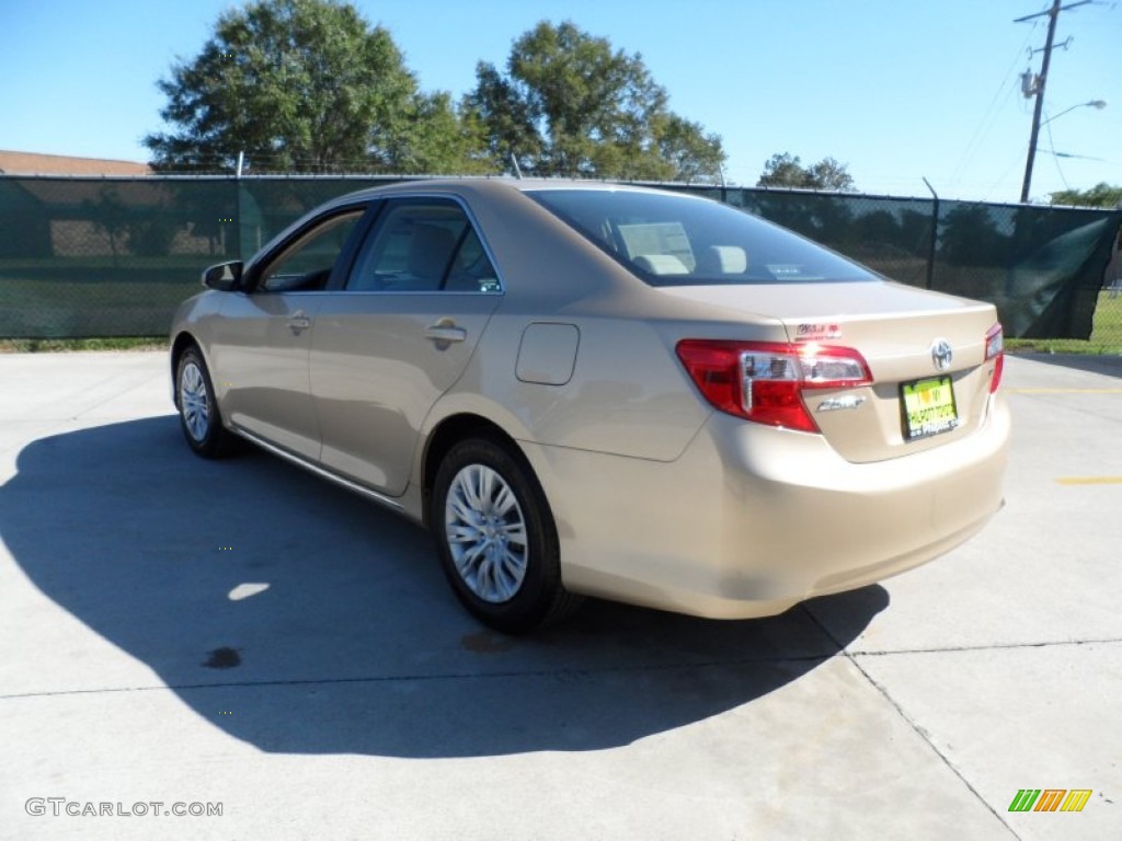 2012 Camry LE - Sandy Beach Metallic / Ivory photo #5