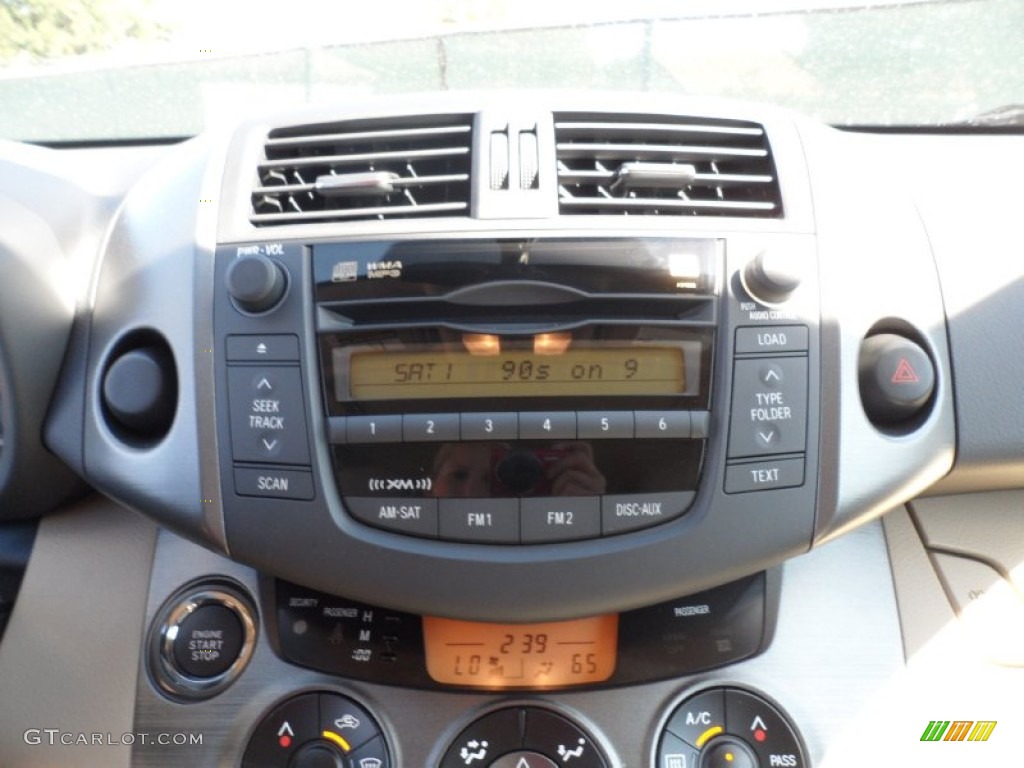 2011 Toyota RAV4 V6 Limited Audio System Photos