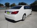 Blizzard White Pearl - Avalon  Photo No. 3