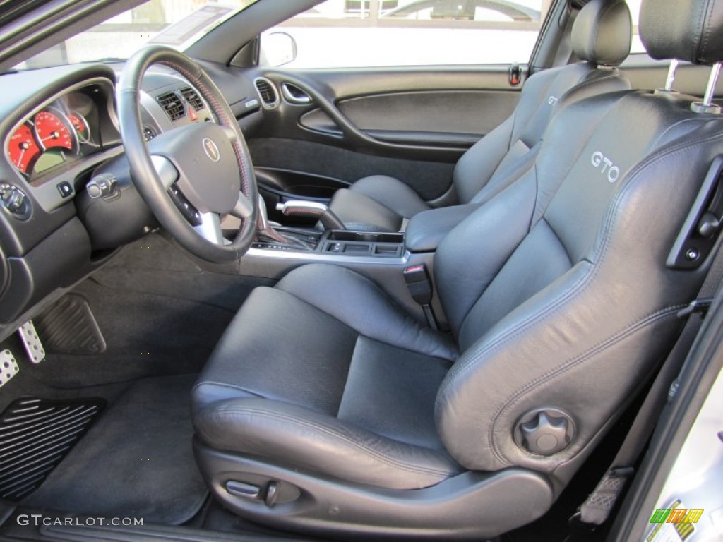 Black Interior 2005 Pontiac GTO Coupe Photo #55446863