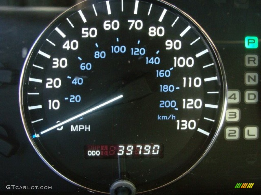 2007 LX 470 - Crystal White / Ivory photo #10