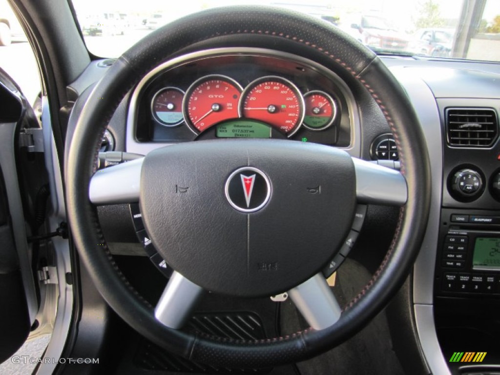 2005 Pontiac GTO Coupe Black Steering Wheel Photo #55446869
