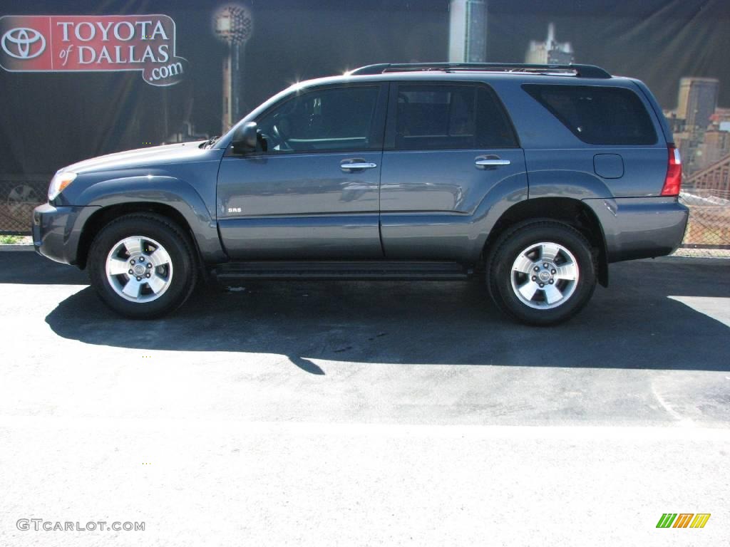 2006 4Runner SR5 - Galactic Gray Mica / Dark Charcoal photo #1