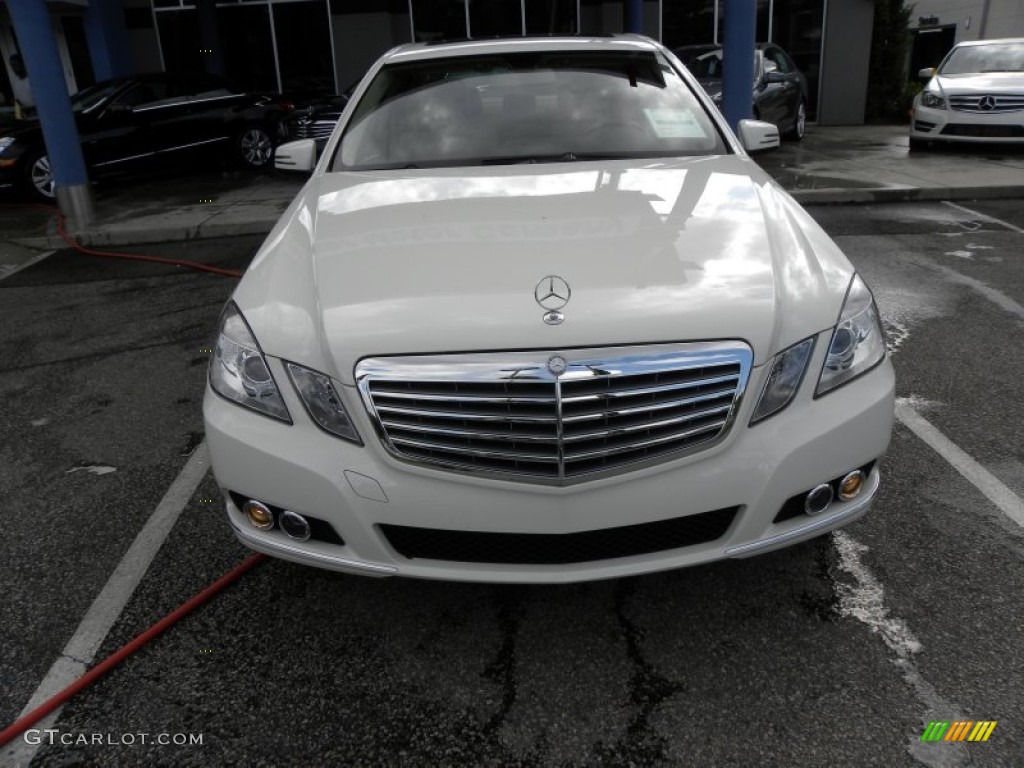 2011 E 350 4Matic Wagon - Arctic White / Almond/Black photo #6