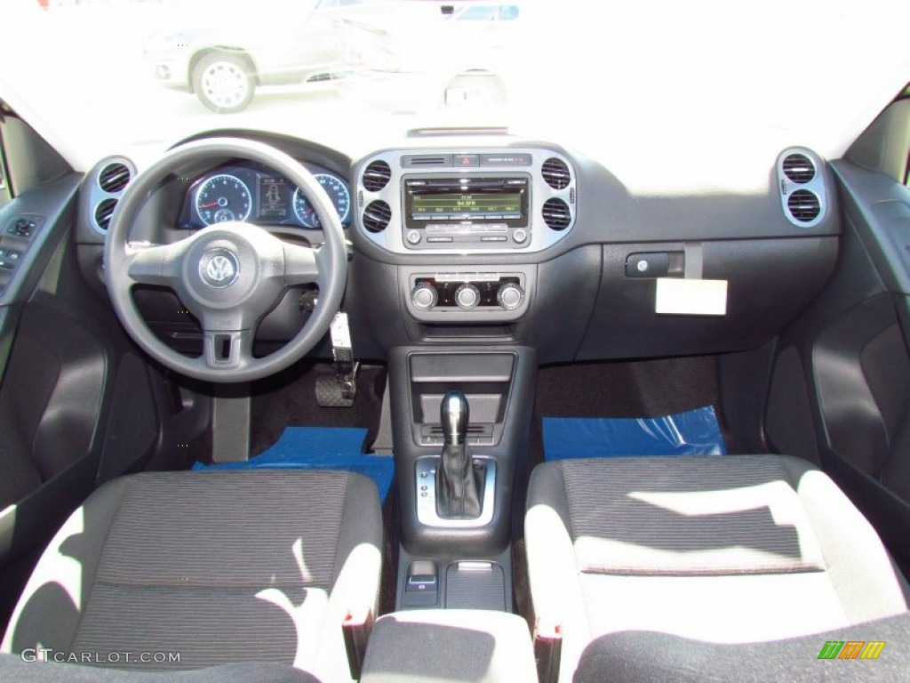 2012 Tiguan S - Deep Black Metallic / Black photo #5