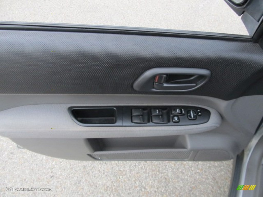 2003 Subaru Forester 2.5 X Gray Door Panel Photo #55452356