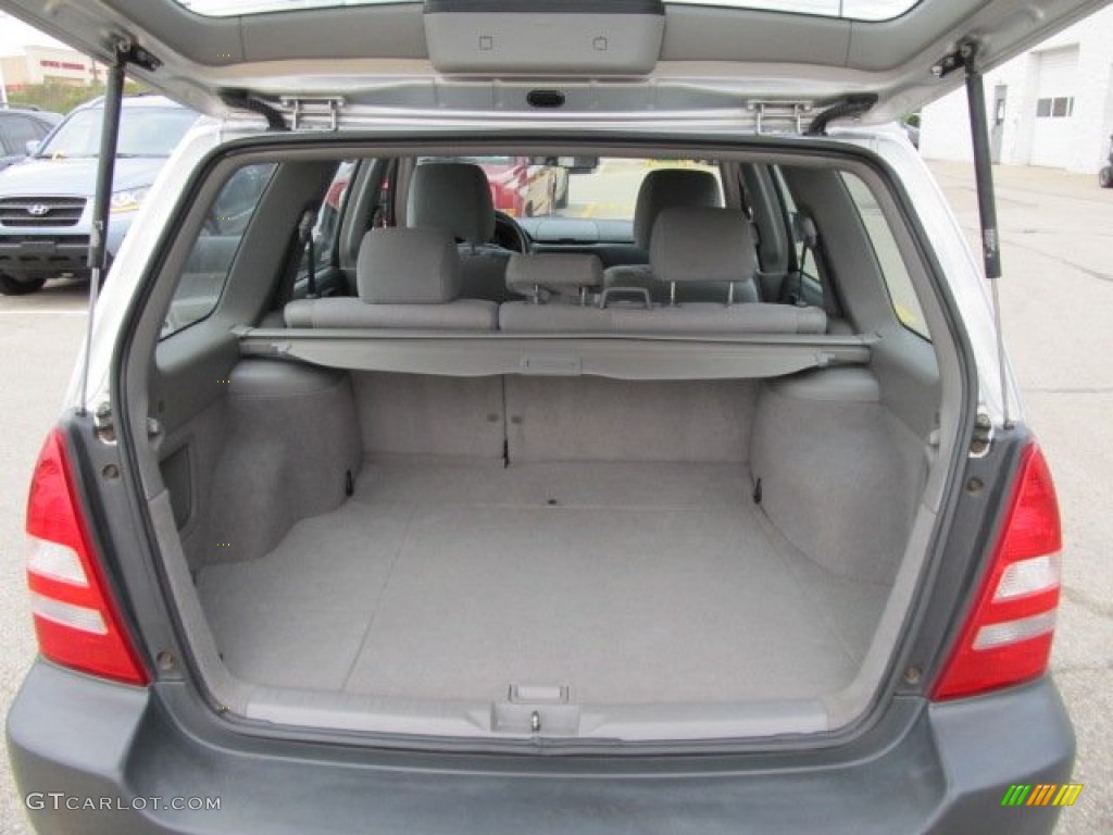 2003 Subaru Forester 2.5 X Trunk Photos