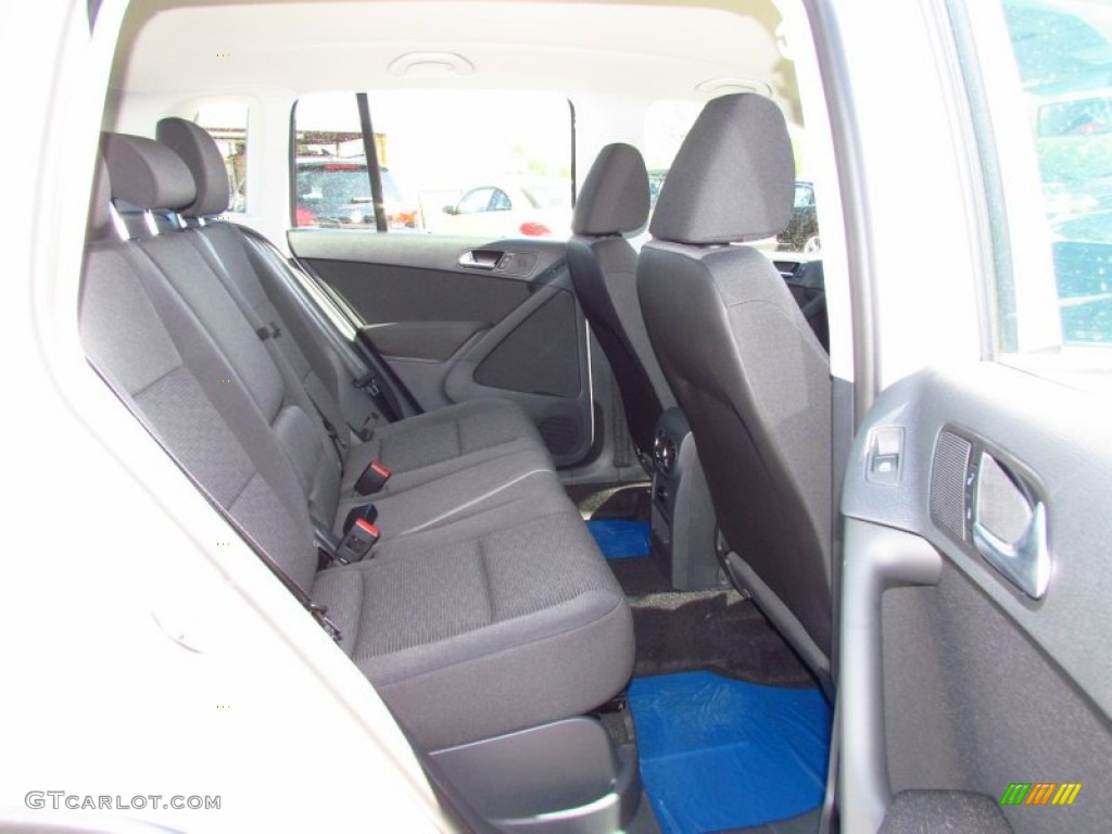 Black Interior 2012 Volkswagen Tiguan S Photo #55452497