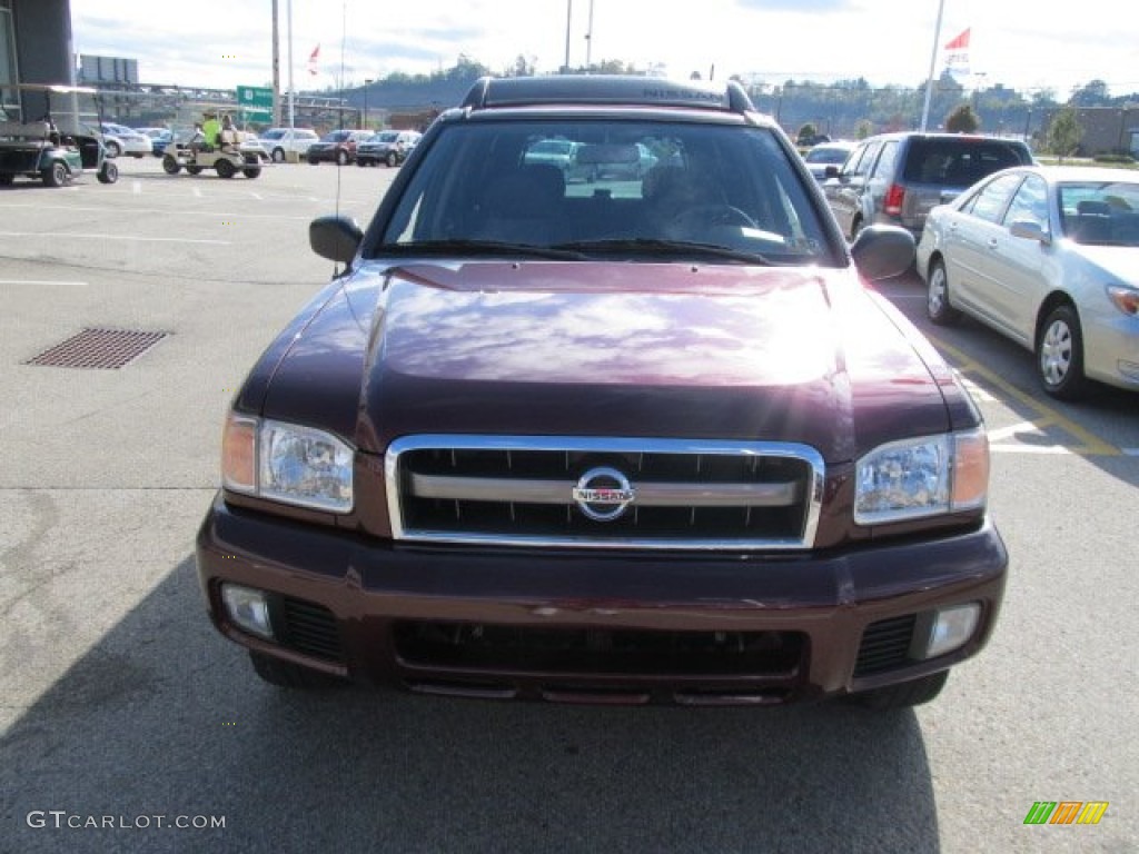 2003 Pathfinder SE 4x4 - Merlot Red Pearl / Charcoal photo #9