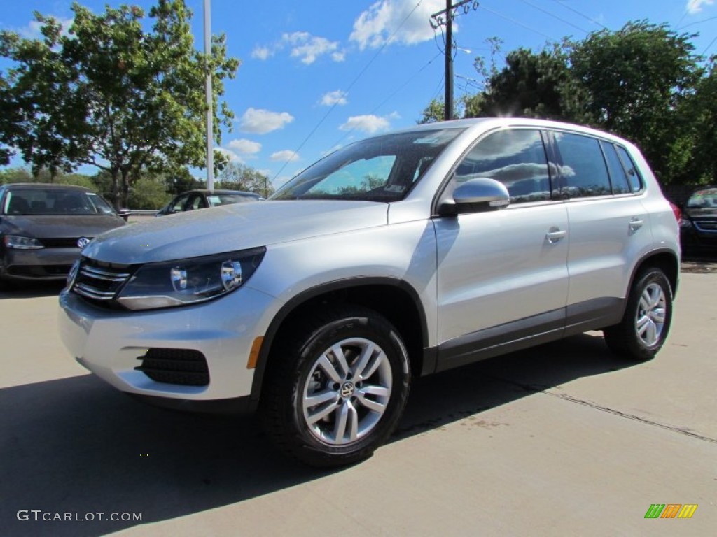 2012 Tiguan S - Reflex Silver Metallic / Black photo #1