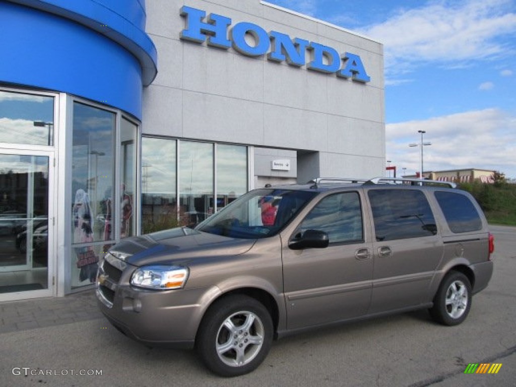 Amber Bronze Metallic Chevrolet Uplander