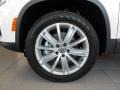 2012 Volkswagen Tiguan SE Wheel and Tire Photo