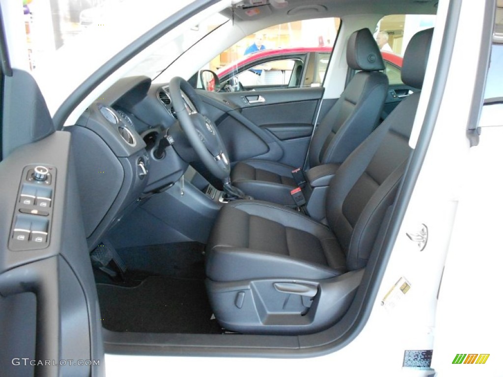 Black Interior 2012 Volkswagen Tiguan SE Photo #55456139
