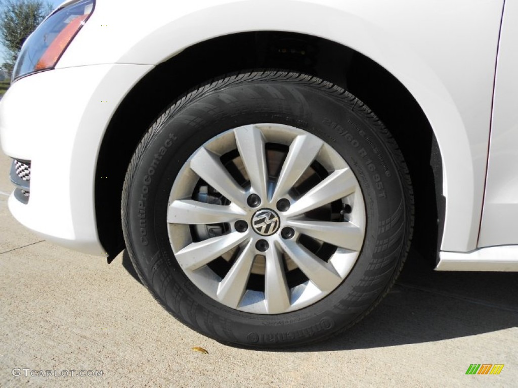 2012 Volkswagen Passat 2.5L S Wheel Photo #55457159