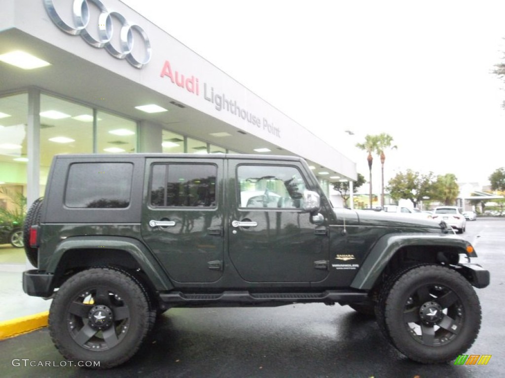 2010 Jeep Wrangler Unlimited Sahara 4x4 Custom Wheels Photo #55458173