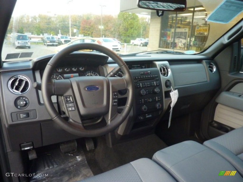 2011 F150 XLT SuperCab 4x4 - Tuxedo Black Metallic / Steel Gray photo #12