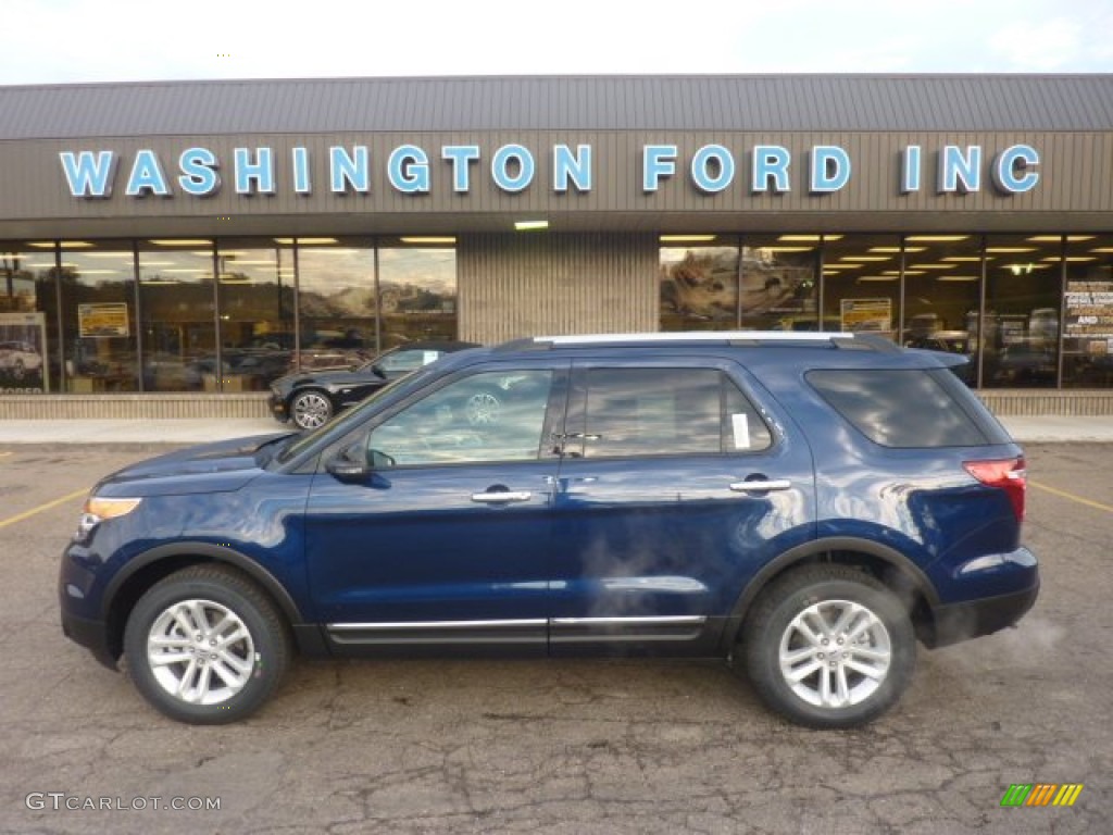 2012 Explorer XLT 4WD - Dark Pearl Blue Metallic / Charcoal Black photo #1