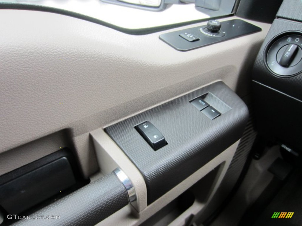 2009 Ford F350 Super Duty XLT SuperCab 4x4 Controls Photo #55460651