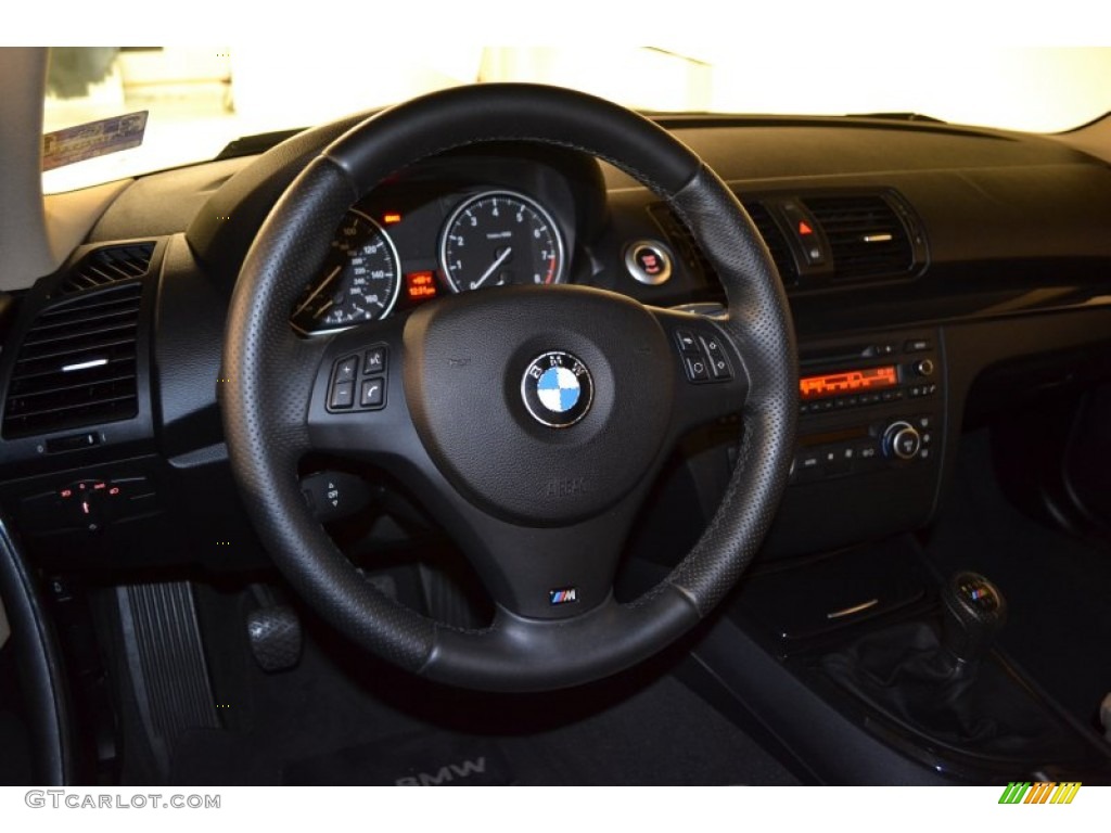 2009 BMW 1 Series 135i Coupe Savanna Beige/Black Boston Leather Steering Wheel Photo #55460954